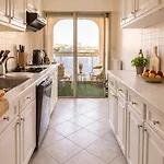 Vue Cosy 75 M2 * Saint-Raphael (Var)