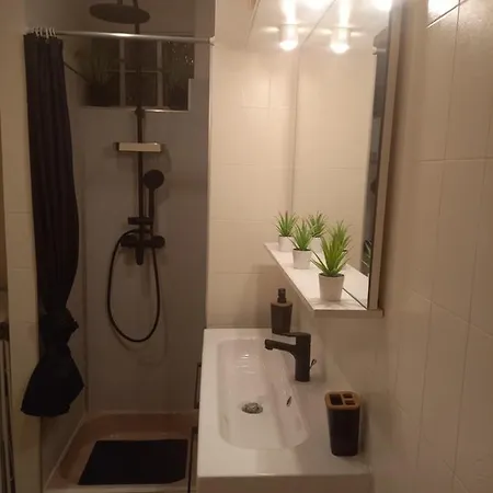 Apartment Vue 75 M2 *