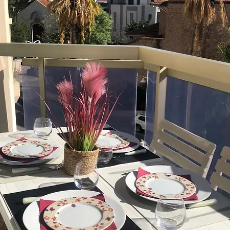 Apartment Vue 75 M2 Saint-Raphael (Var)