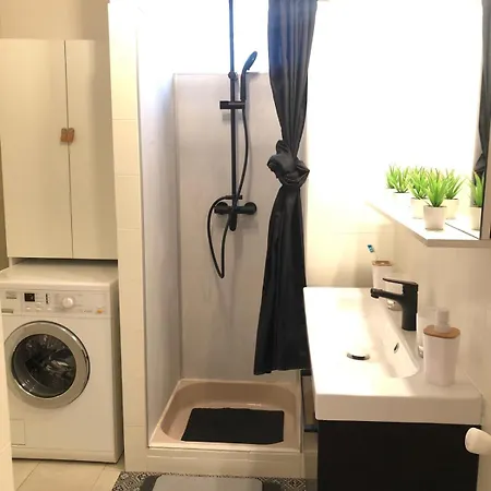 Vue 75 M2 Saint-Raphael (Var)