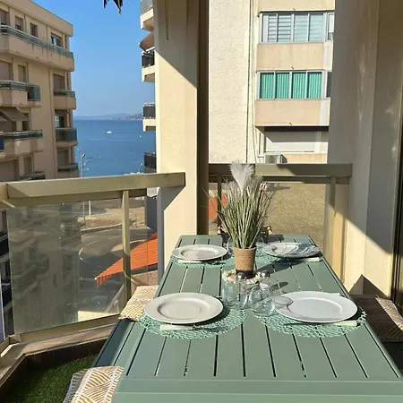Apartment Appartement Vue Mer 75 m2 *
