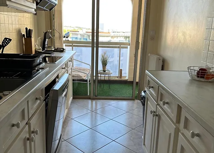 Appartement Vue Mer 75 m2 *